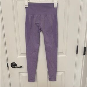 NVGTN Seamless Contour Legging in Lilac